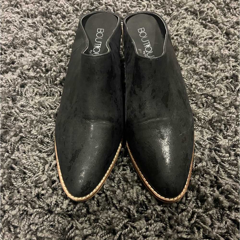 Boutique by Corkys mules